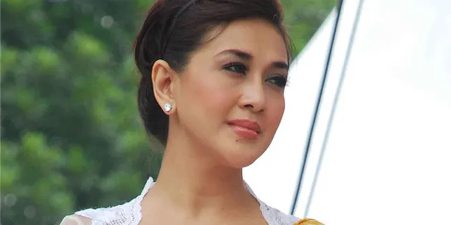 Kejar Pemakaman Cheppy, Paramitha Rusady Naik Ojek