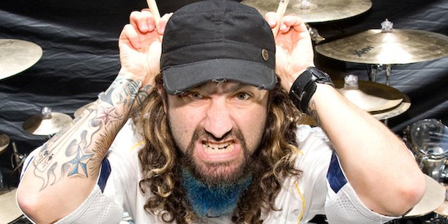 Avenged Sevenfold Putuskan Tanpa Mike Portnoy