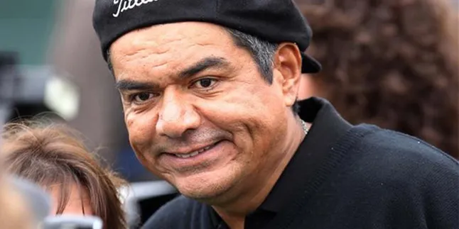 George Lopez Berniat Jadi Walikota Los Angeles