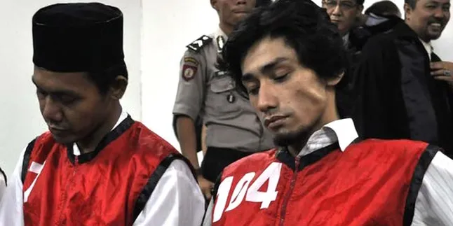 Revaldo Kedapatan Miliki Ganja Sisa Pakai Saat Ditangkap Revaldo Kedapatan Miliki Ganja Sisa Pakai Saat Ditangkap