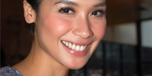 Masha Timothy Ungkapkan Emosi Lewat Mata Dibalik Cadar