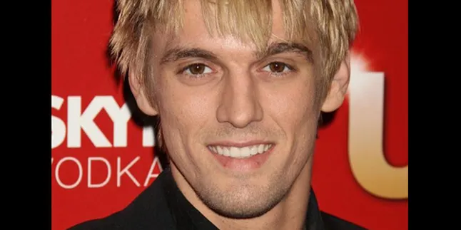 Kabar Kematian Aaron Carter Cuma Hoax!