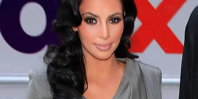 Kim Kardashian Jajal Dunia Tarik Suara
