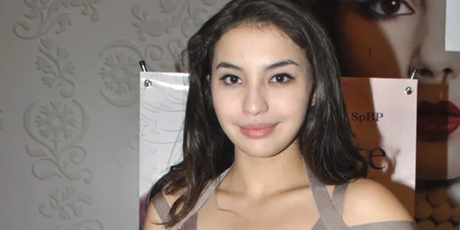 Indonesia Kalah, Manohara Kecewa Berat