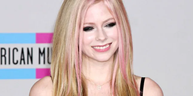 Single Anyar Avril Lavigne Dirilis Gratis!