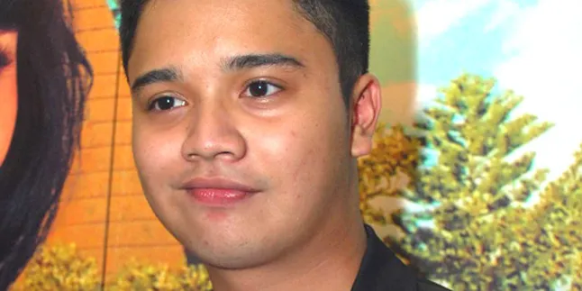 Nikmati Tahun Baru, Derby Romero Skip Tawaran Kerja