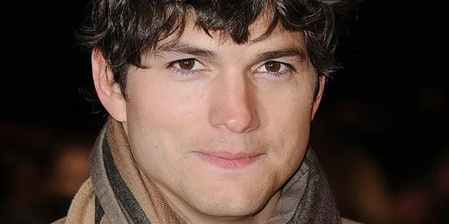 Ashton Kutcher: Kita Terlalu Bergantung Pada Teknologi