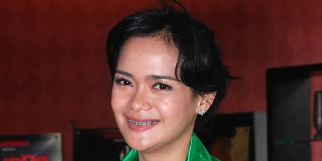 Shezy Idris Akan Segera Langsungkan Pernikahan