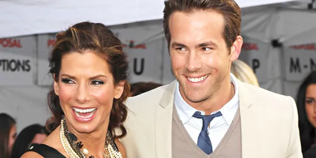Tahun Baru, Sandra Bullock - Ryan Reynolds Dansa Bareng