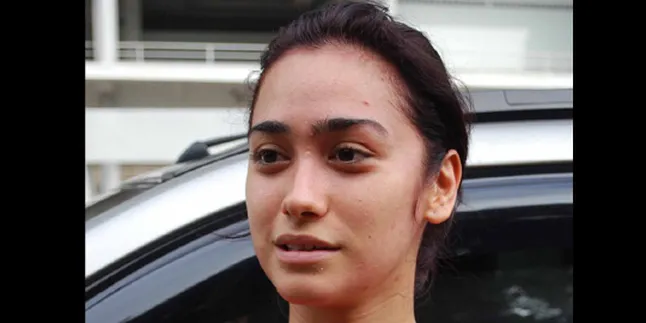 Alexandra Gottardo Tolak Nyanyi, Fokus Akting