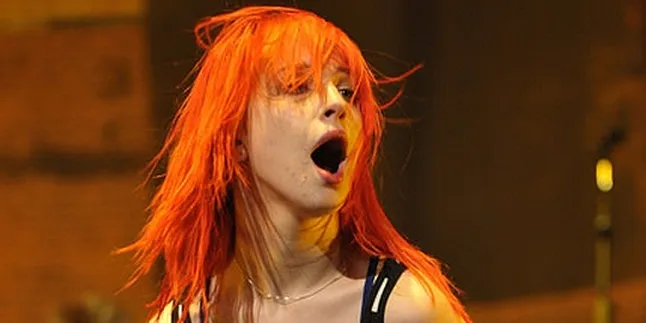 Komentar Josh - Zac Bikin Hayley Williams Kecewa
