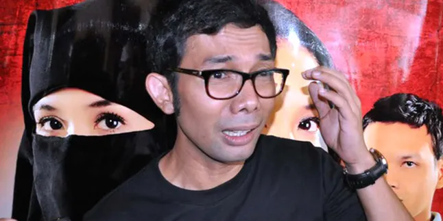 Baca Ayat Suci Al Quran, Indra Herlambang Keder