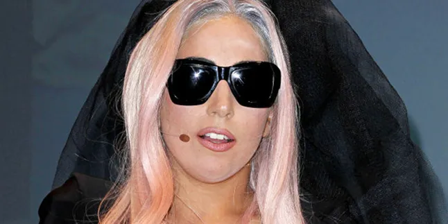 GaGa dan Polaroid Luncurkan Kamera Berbentuk Sunglasses