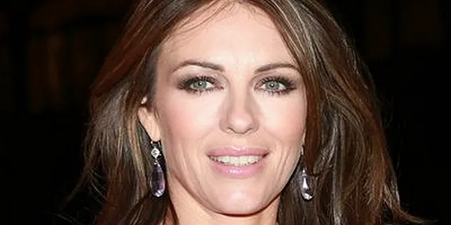 Elizabeth Hurley - Lily Allen Melanggar Hukum?