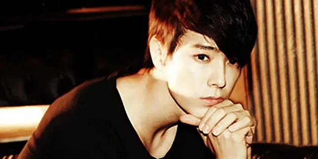 Donghae Terpilih Sebagai Pria Korea Terseksi di Argentina