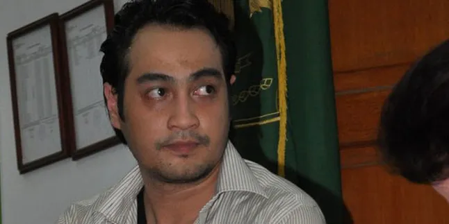 Sidang Tuntutan Mantan Istri Ferry Irawan Ditunda Lagi