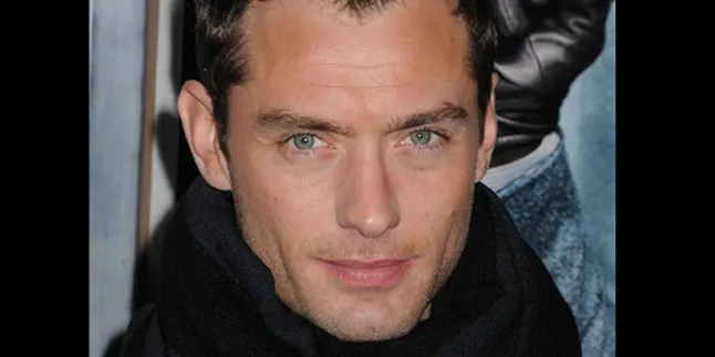 Jude Law Bakal Jadi Pelaut!