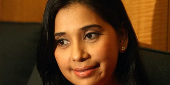 Ayu Azhari Bantah Anaknya di KPAI