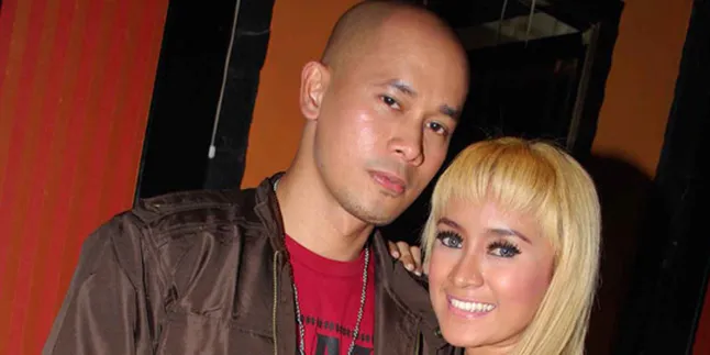 Lia 3 Macan Cemburu Andreano Philip Cium Cowok