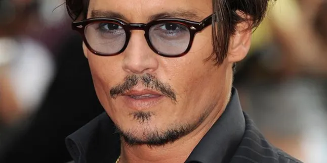 Johnny Depp 'Sok Diva' di Golden Globe Johnny Depp 'Sok Diva' di Golden Globe