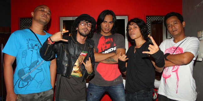 Rocker Kasarunk Pertahankan Idealis