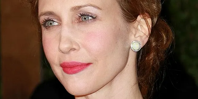 Vera Farmiga Gabung Proyek 'A VIEW FROM THE BRIDGE' Vera Farmiga Gabung Proyek 'A VIEW FROM THE BRIDGE'