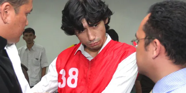 Saksi Polisi Beberkan Bukti Penangkapan Revaldo Saksi Polisi Beberkan Bukti Penangkapan Revaldo