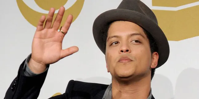 Bruno Mars Pengen Gaet Alicia Keys