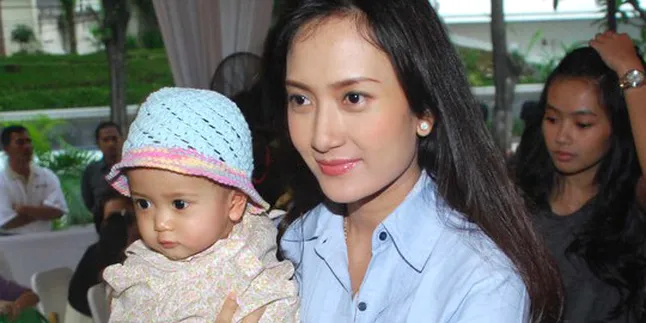 Artika Sari Devi: Untung Ada Suami Saya Artika Sari Devi: Untung Ada Suami Saya