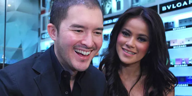 Olla Ramlan - Alex Tian Kolaborasi Mengasuh Anak