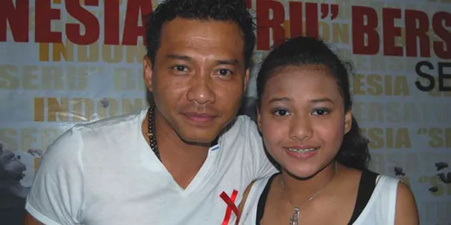 Dahsyatnya Awards, Anang Tanpa Didampingi Syahrini