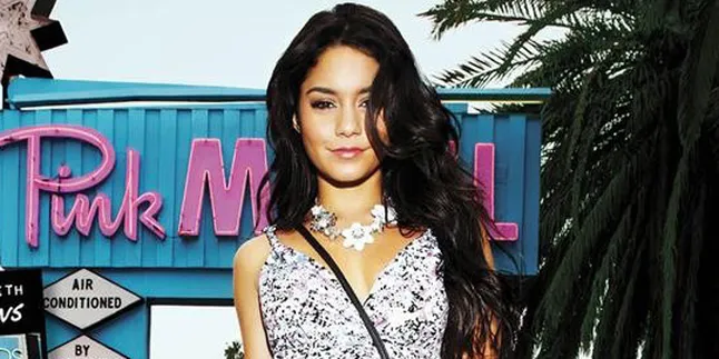 Vanessa Hudgens Gantikan Britney Spears