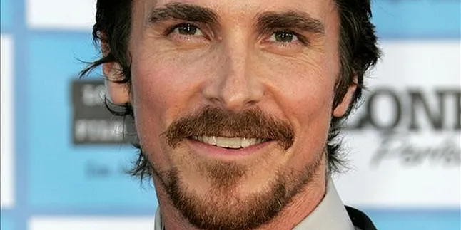 Christian Bale Calon Kuat 'THE DARK TOWER'