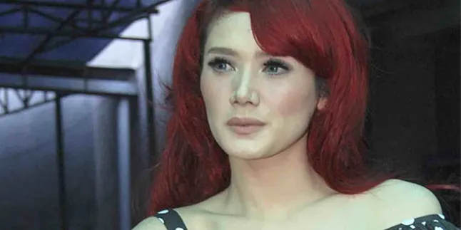 Sering Nongol di RSPI, Mulan Cek Kehamilan?