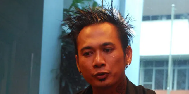 SID Hapus Hal Gila Dengan Prestasi