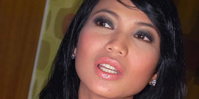 Kinaryosih: Semoga Sakit Papa Bukan Karena Aku