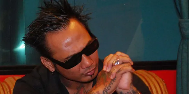 SID Senang Bisa Beri Semangat Kaum Trans Gender