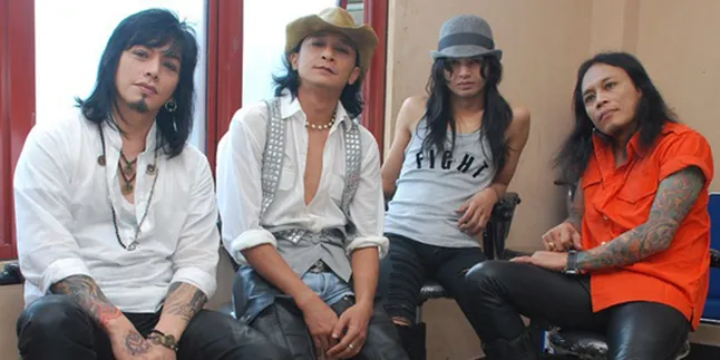 Rif Siapkan Stamina Untuk Konser Tunggal