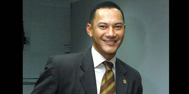 Marzuki Alie Pimpin Pelepasan Jenazah Adjie Massaid