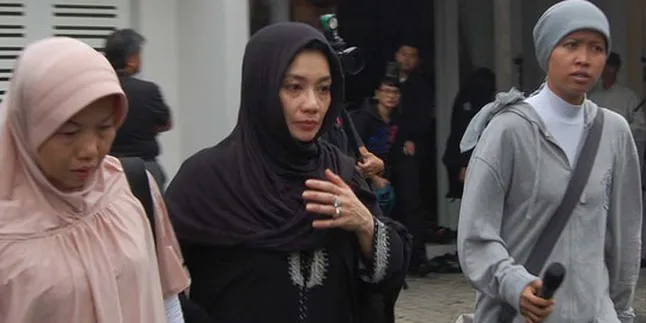 Reza: Angie Ikhlas, Mas Adjie Sudah Bahagia