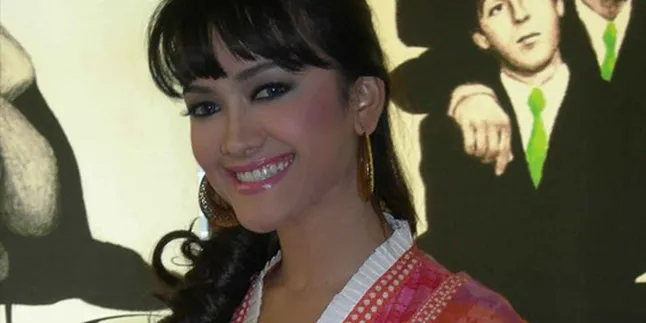 Julia Perez Nabung Untuk Persiapan Nikah