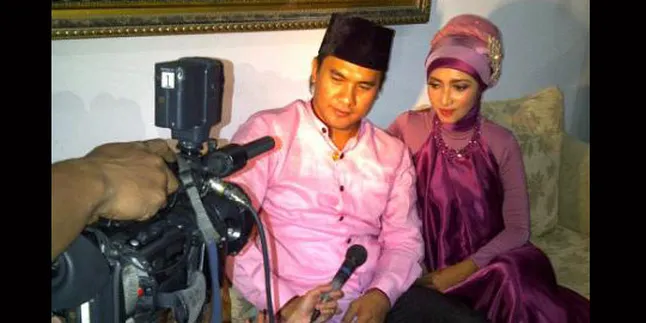 Saipul Jamiell Serba Ungu Saat Lamaran