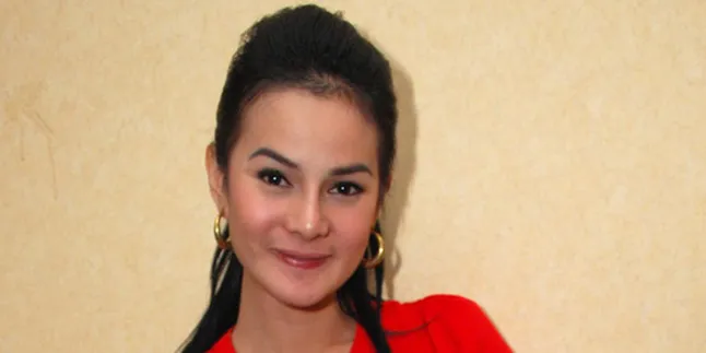 Astrid Tyar: Adjie Massaid Panutan Buat Kita