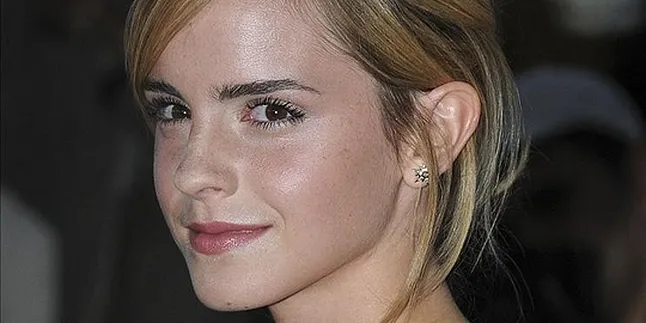 Emma Watson Lepas Bayang-Bayang 'HARRY POTTER'