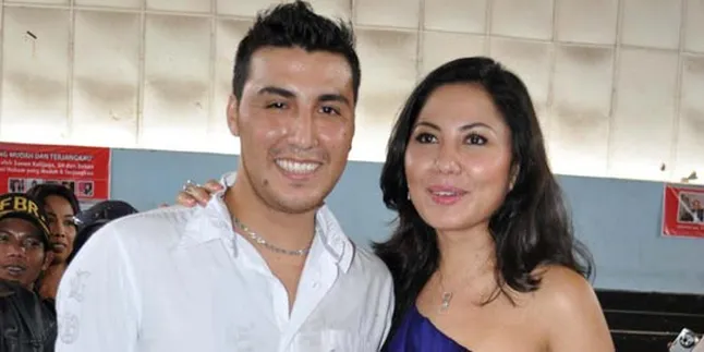 Emma Waroka 'Jadi Panas' Ditanya Soal Nikah