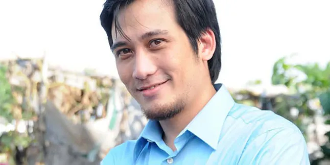 Tengku Firmansyah 'Pensiunkan' Istri