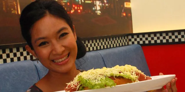 Happy Salma Masak Kalau Darurat