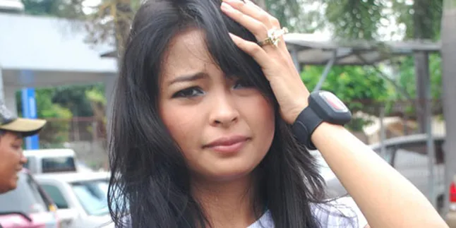 Tantri Kotak - Arda, Serius Tapi Santai Tantri Kotak - Arda, Serius Tapi Santai