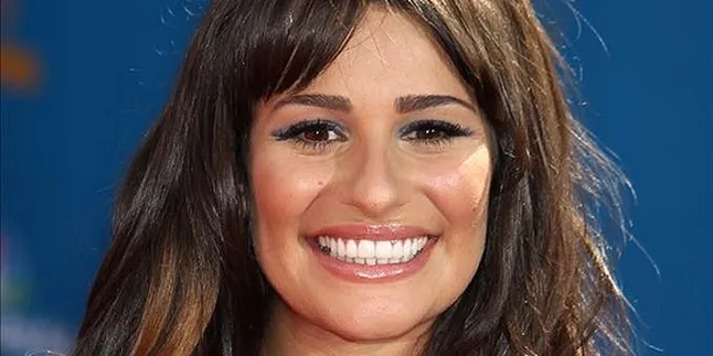 Wow! GLEE Bisa Mengalahkan Elvis Presley