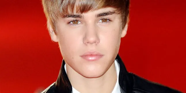 Justin Bieber Diam-Diam Perbaiki Gigi